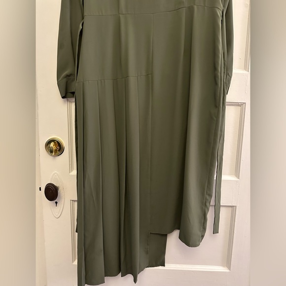 *TopShop* hip olive asymmetrical work dress - Picture 8 of 9